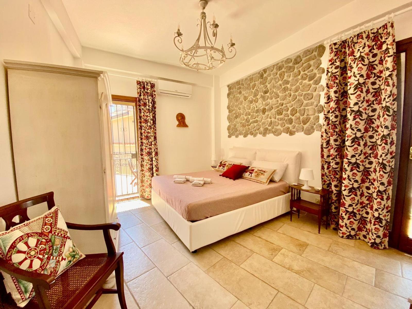 Villa Casa Francesco Forza dʼAgro Esterno foto