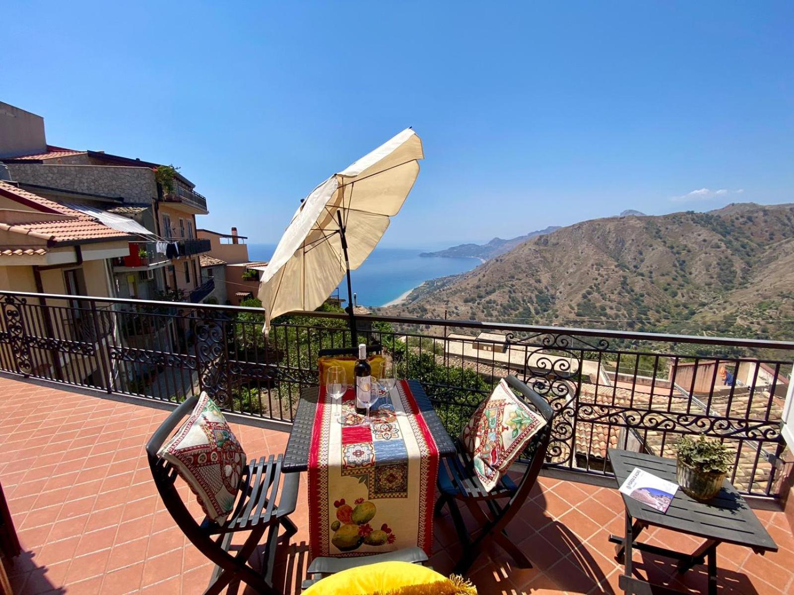 Villa Casa Francesco Forza dʼAgro Esterno foto