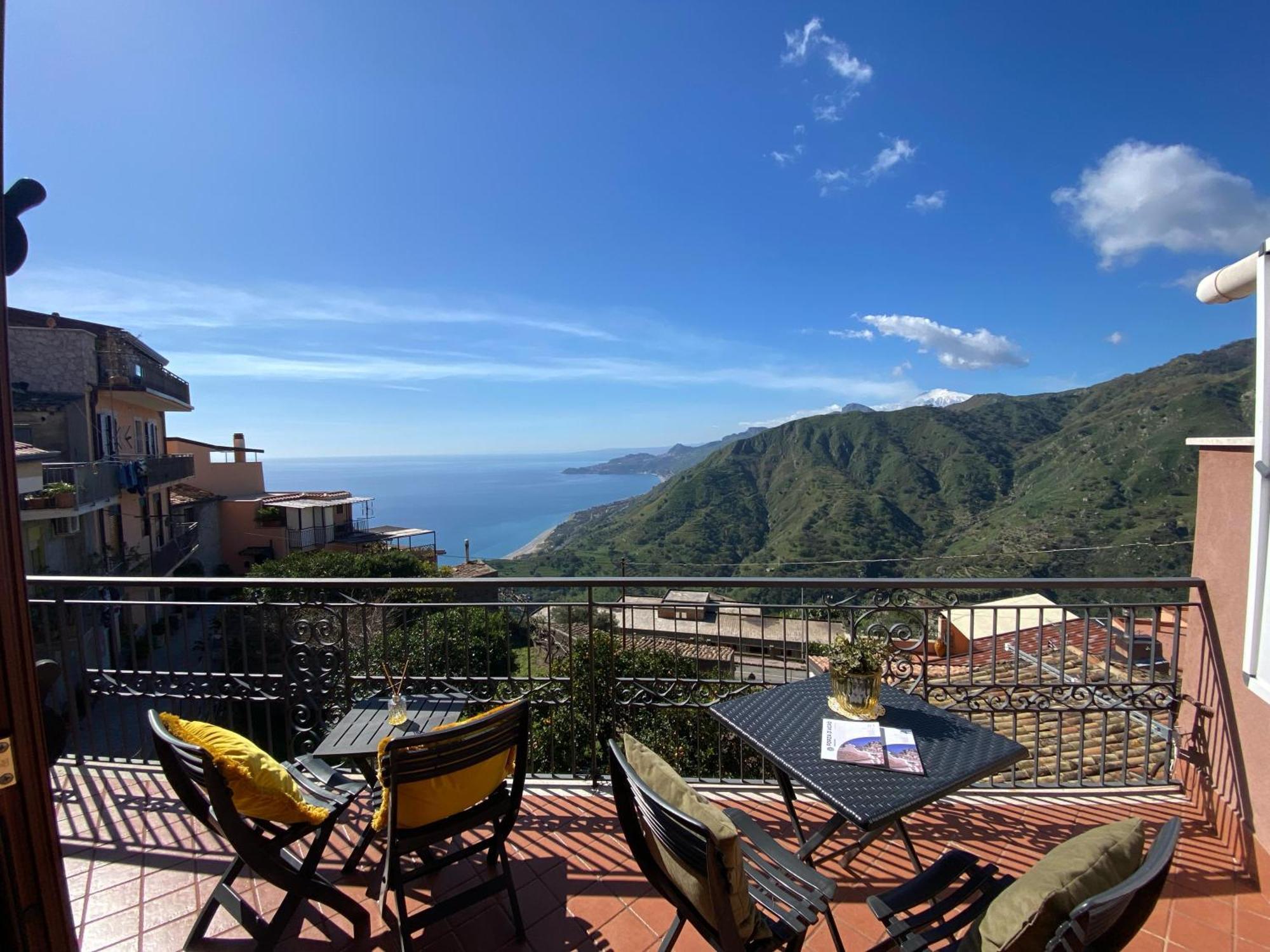 Villa Casa Francesco Forza dʼAgro Esterno foto